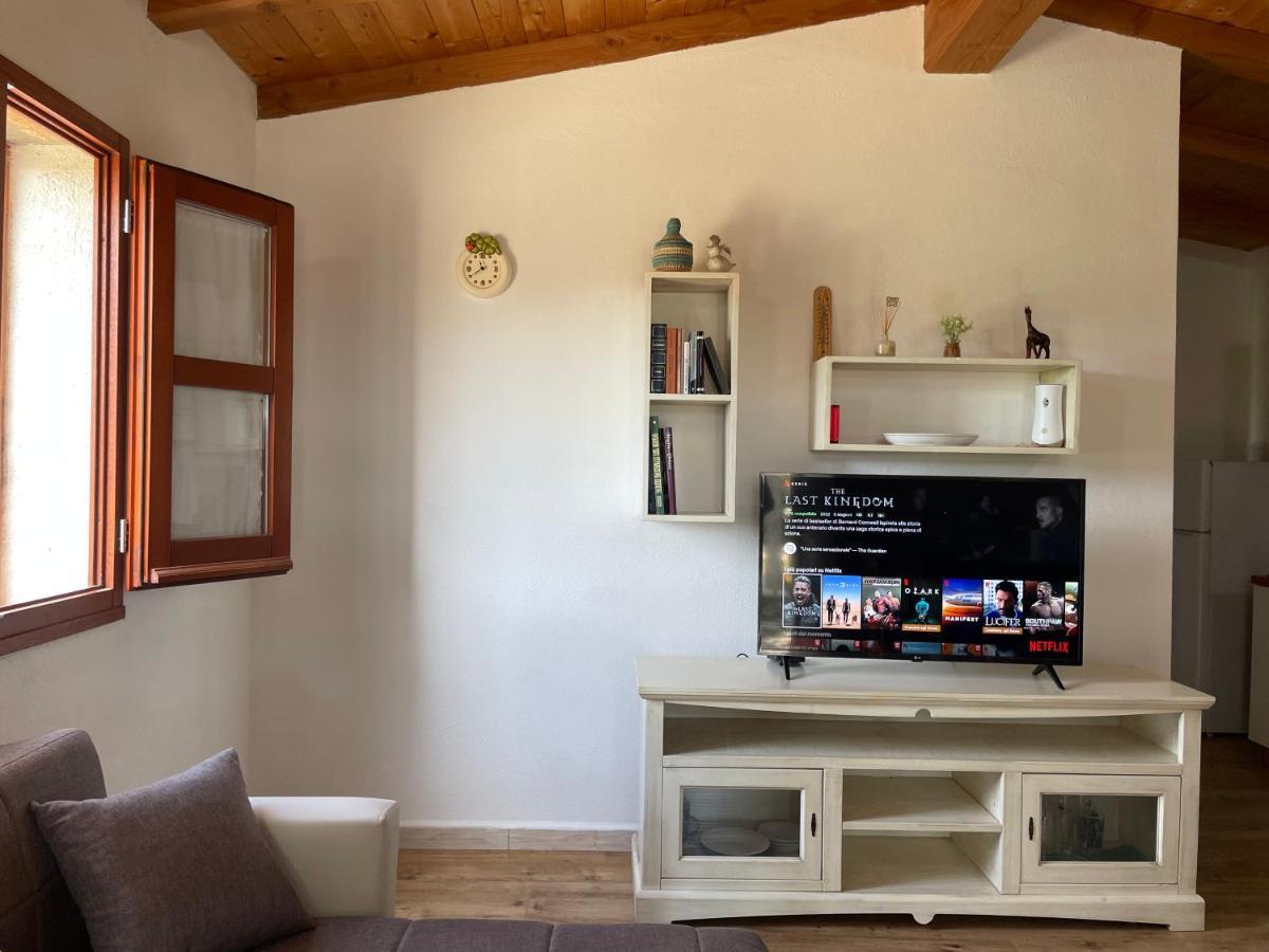 Casa Vacanze Sisuledda Орозеи Екстериор снимка