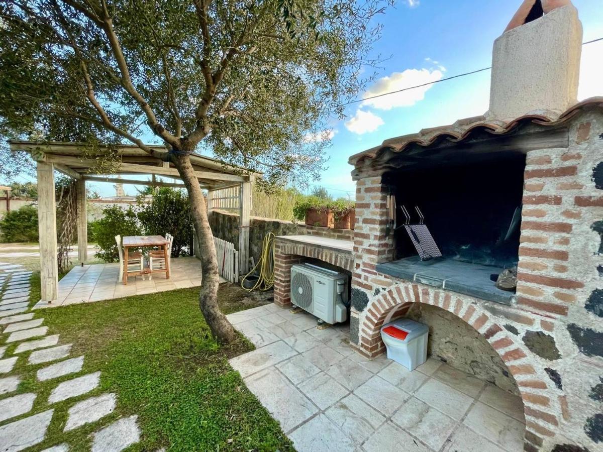 Casa Vacanze Sisuledda Орозеи Екстериор снимка